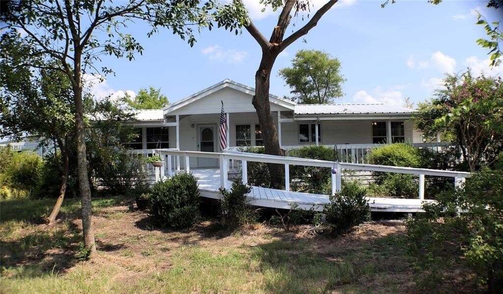 15 acres in Hunt County