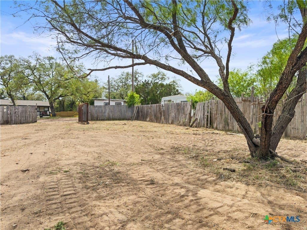 0.23 acres in Burnet County - photo 2