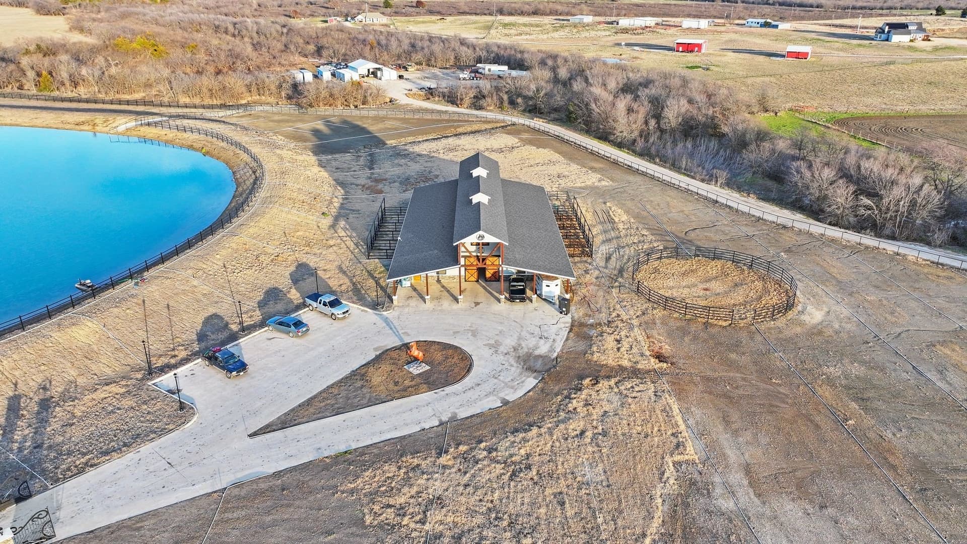 1.19 acres in Ellis County gallery image 3