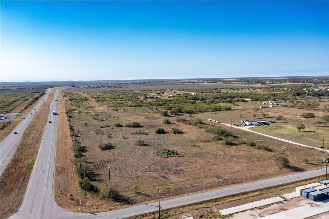 5.12 acres in San Patricio County - photo 11