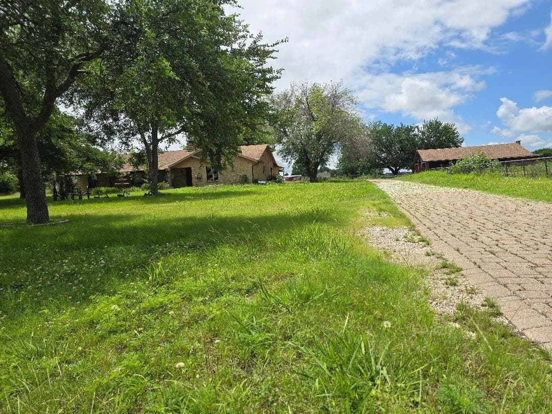 4.7 acres in Collin County gallery image 2