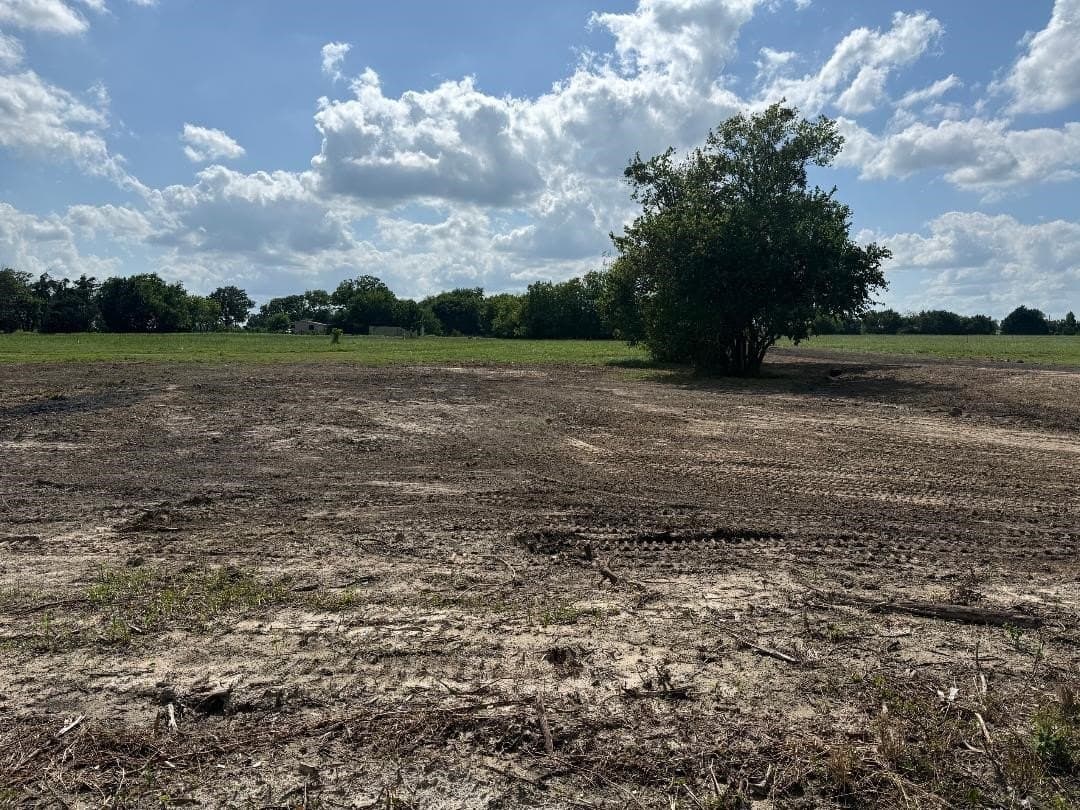 2.33 acres in Kaufman County gallery image 4
