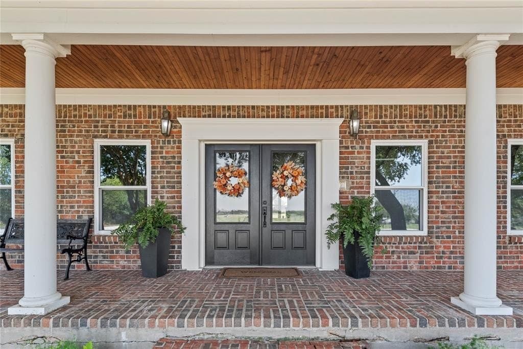 28 acres in Hill County