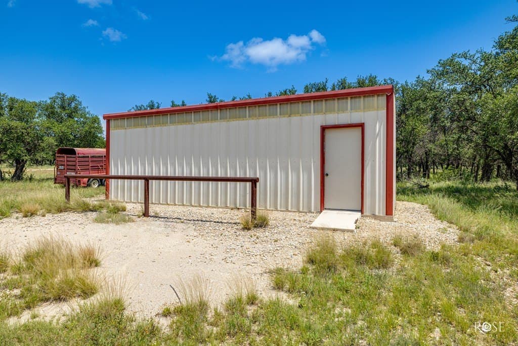 88.86 acres in Tom Green County - photo 40