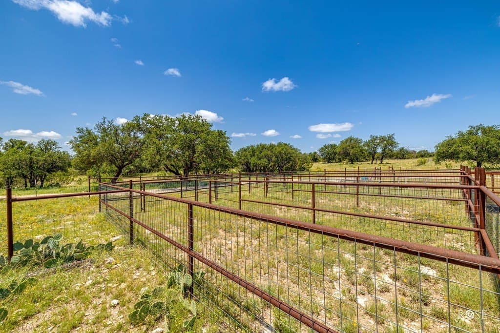 88.86 acres in Tom Green County - photo 46