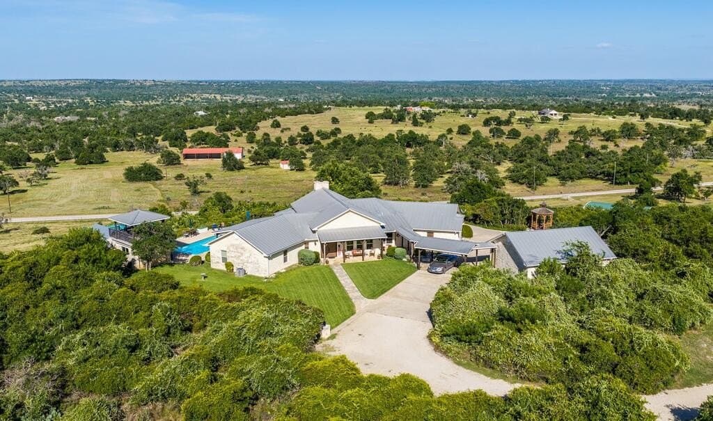 19.44 acres in Gillespie County - photo 3