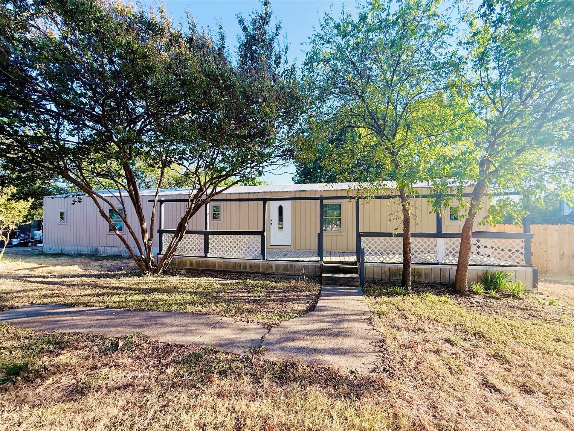 1 acres in Tarrant County - photo 3