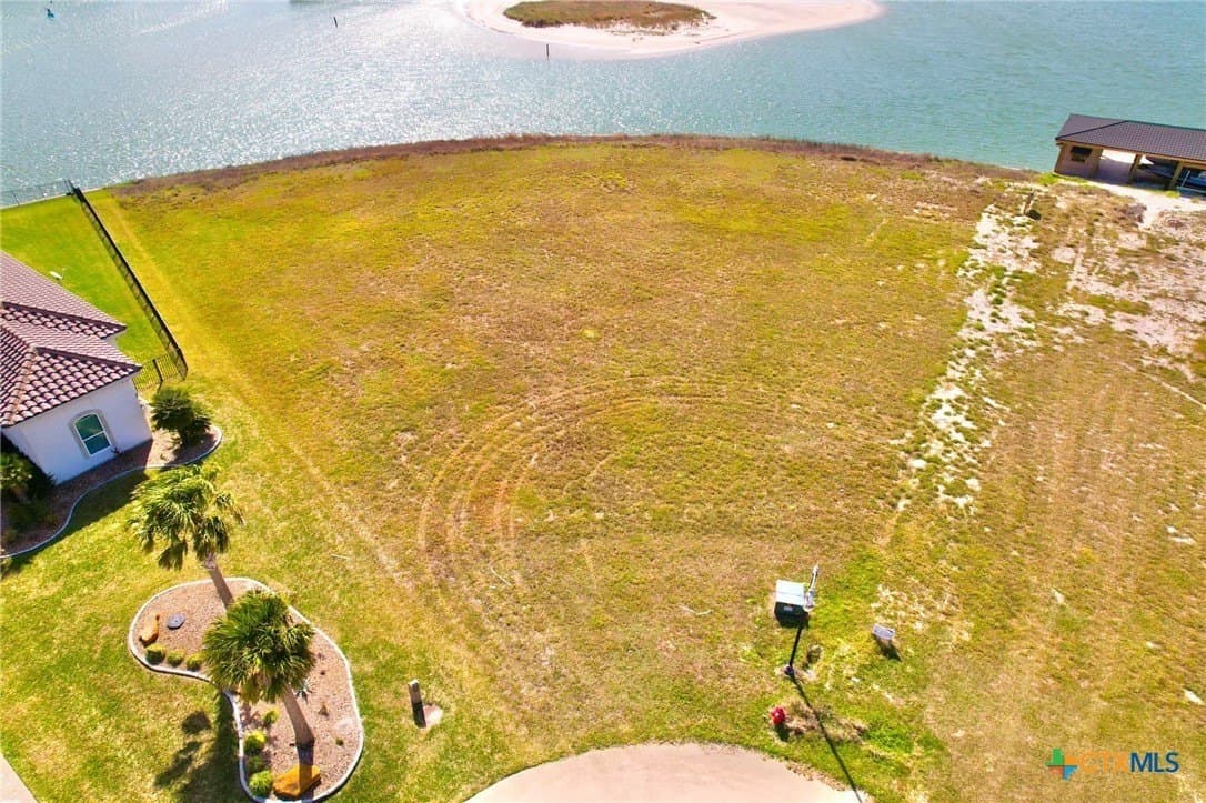 0.65 acres in Calhoun County - photo 15