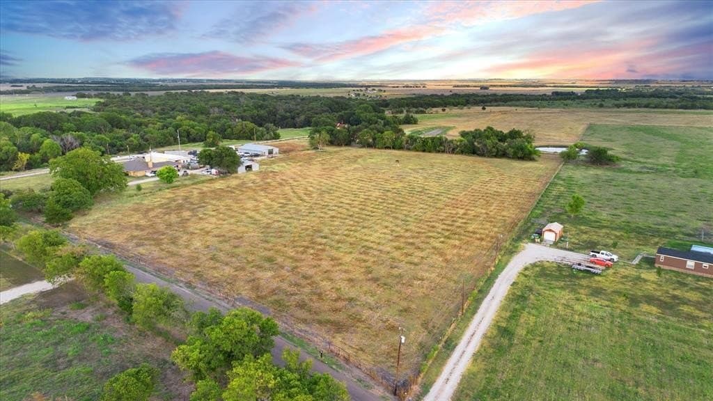 37.27 acres in Ellis County featured view