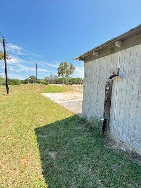 2.95 acres in Bandera County - photo 9
