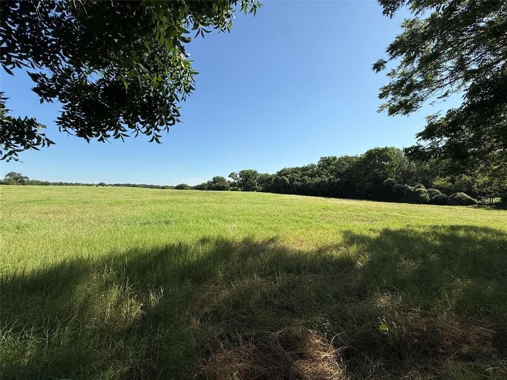 11.1 acres in Denton County gallery image 3