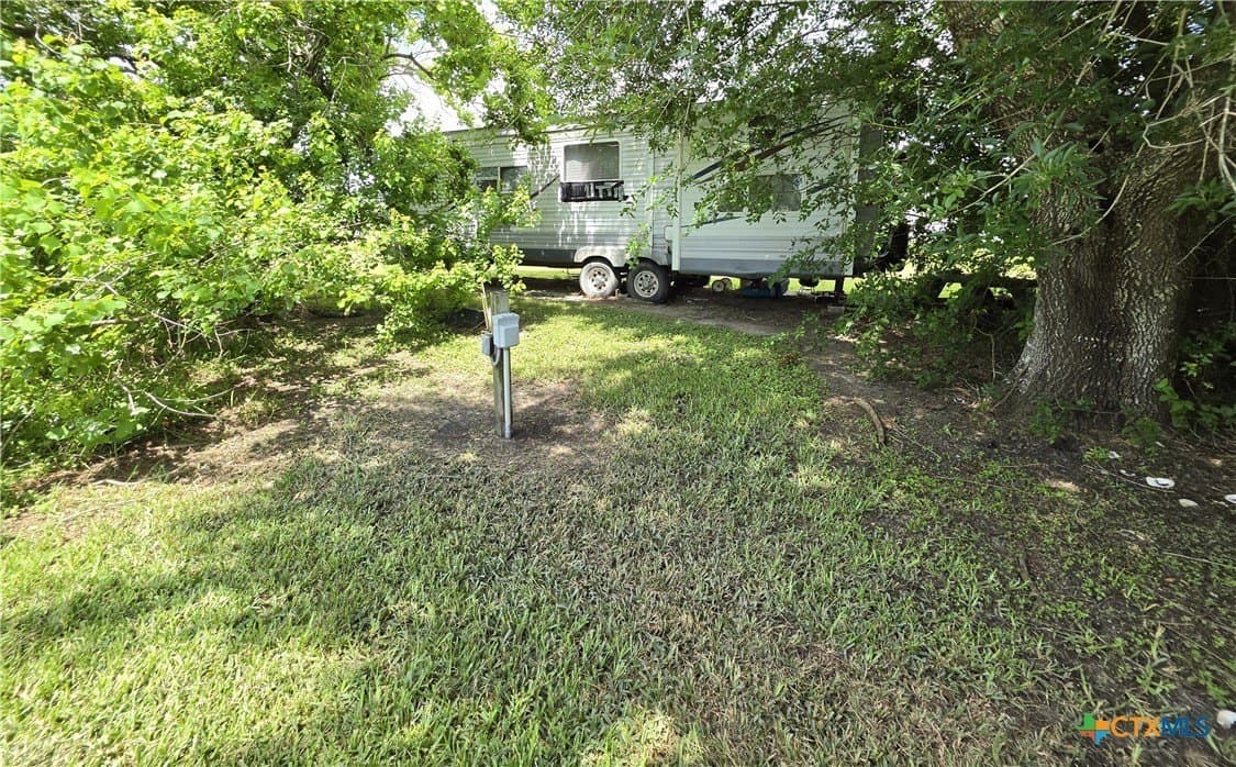 0.33 acres in Calhoun County - photo 6