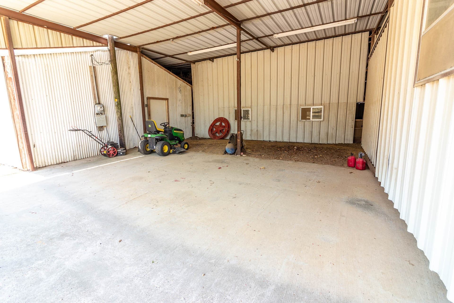 15 acres in Kaufman County - photo 30