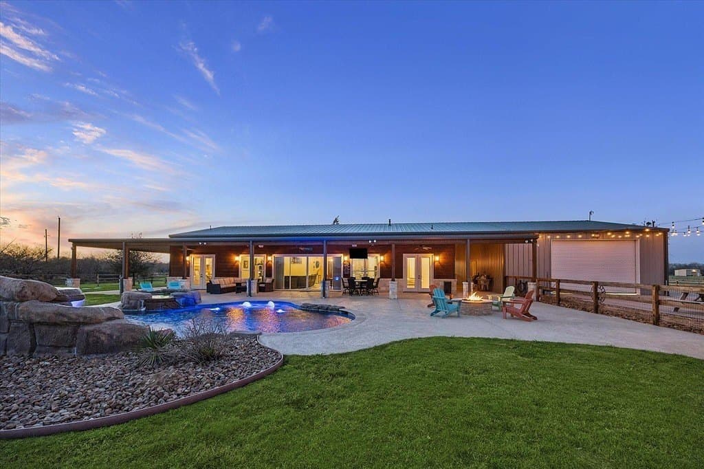 10.02 acres in Austin County