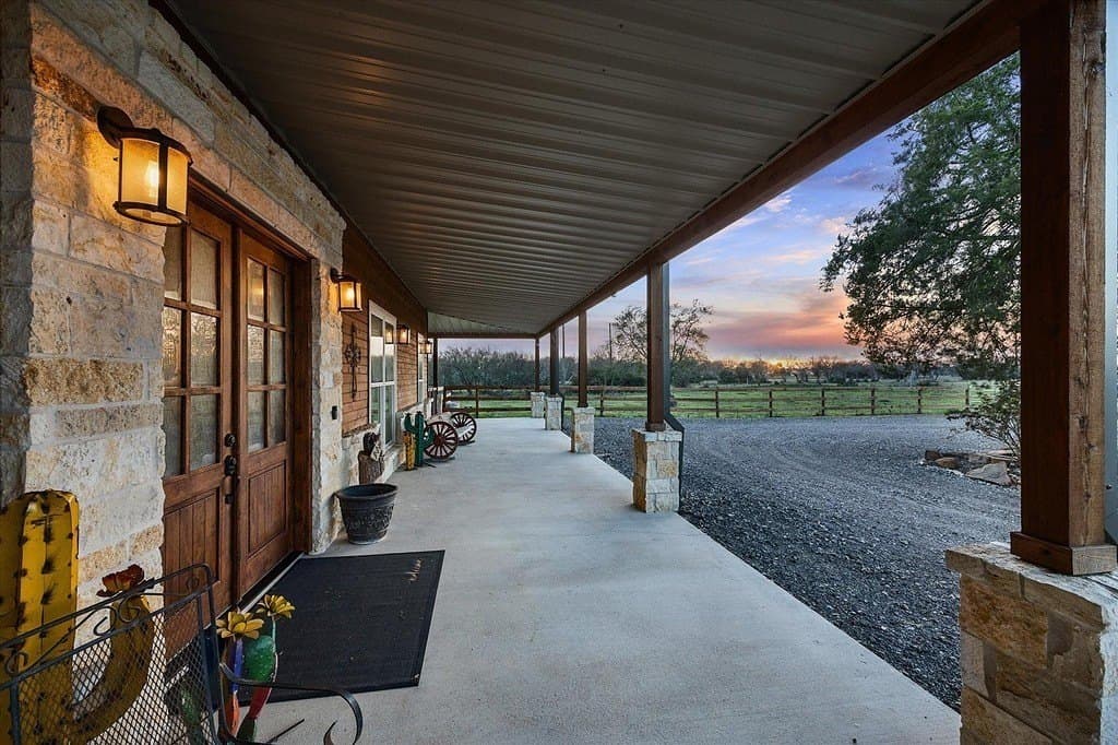 10.02 acres in Austin County gallery image 4