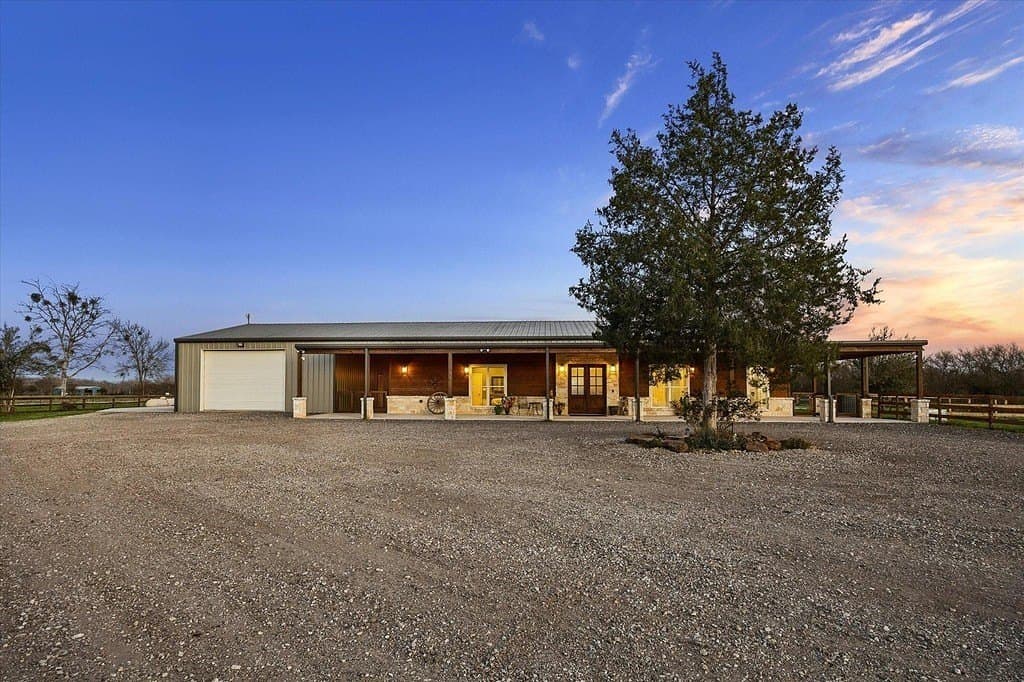 10.02 acres in Austin County gallery image 2