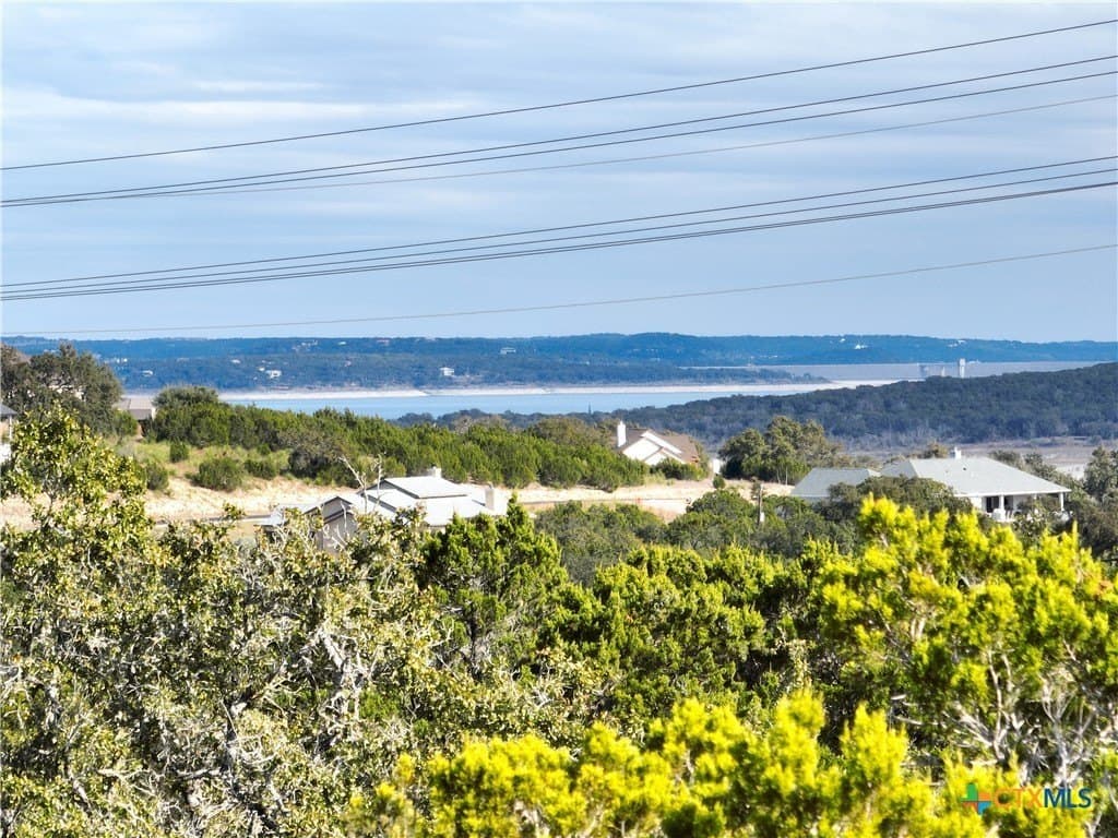 1.23 acres in Comal County gallery image 2