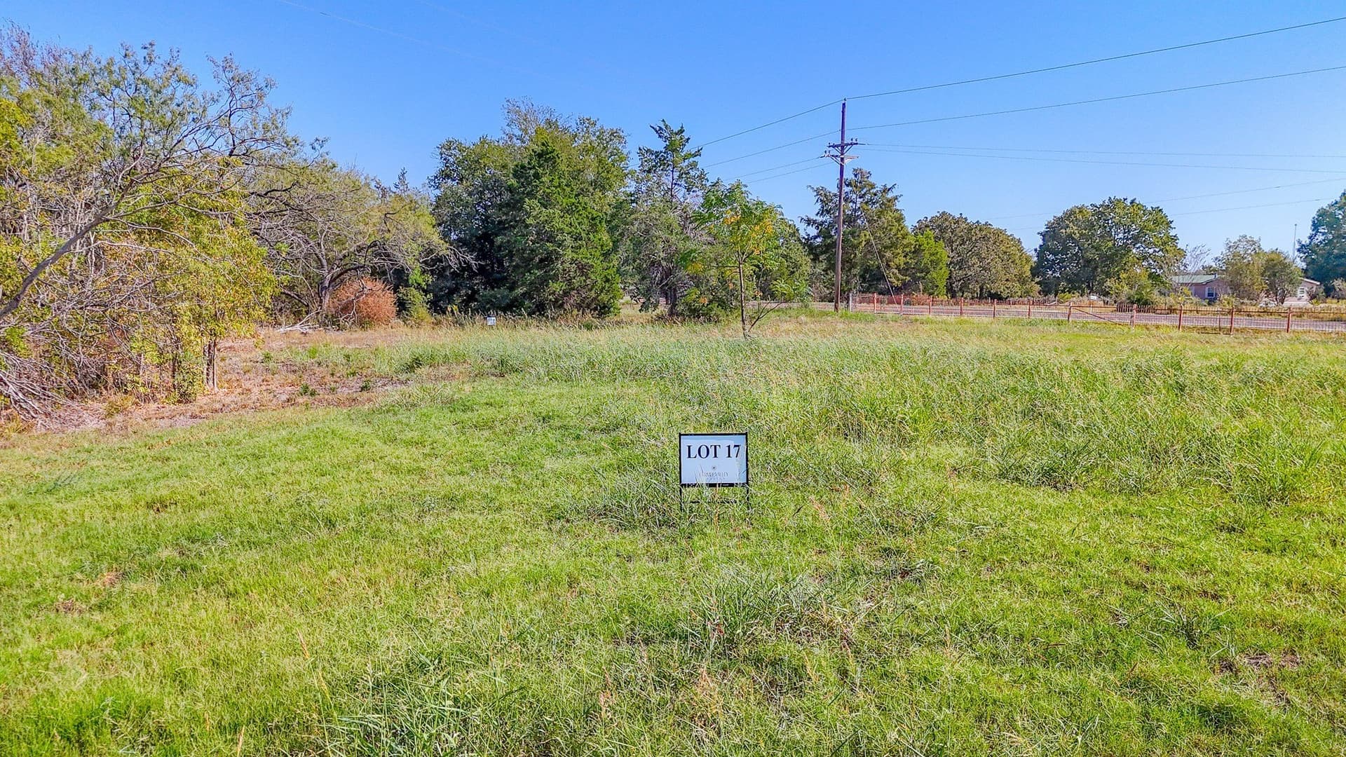 1.01 acres in Navarro County - photo 10