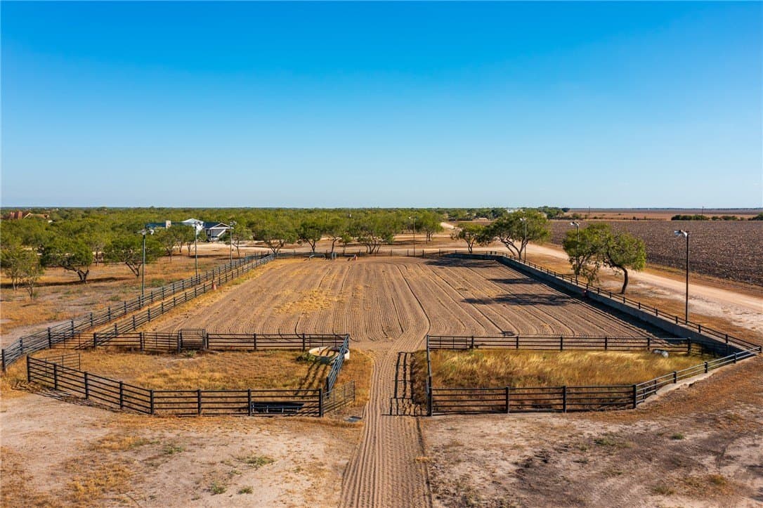 92 acres in Nueces County - photo 27