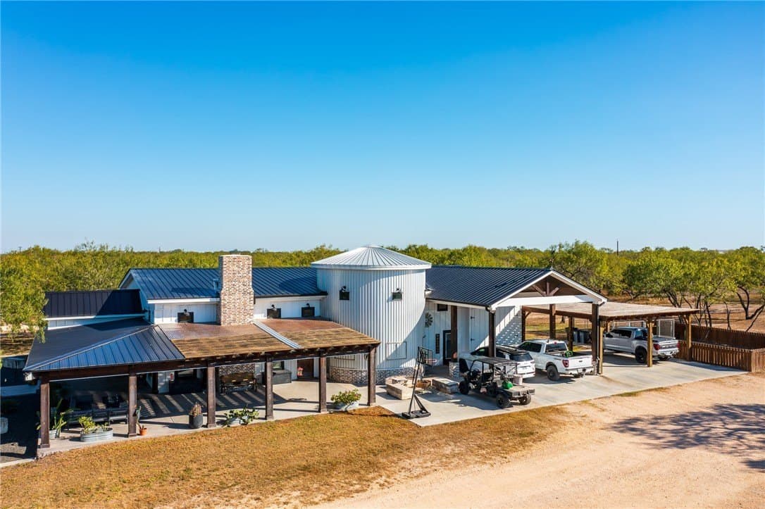 92 acres in Nueces County - photo 18