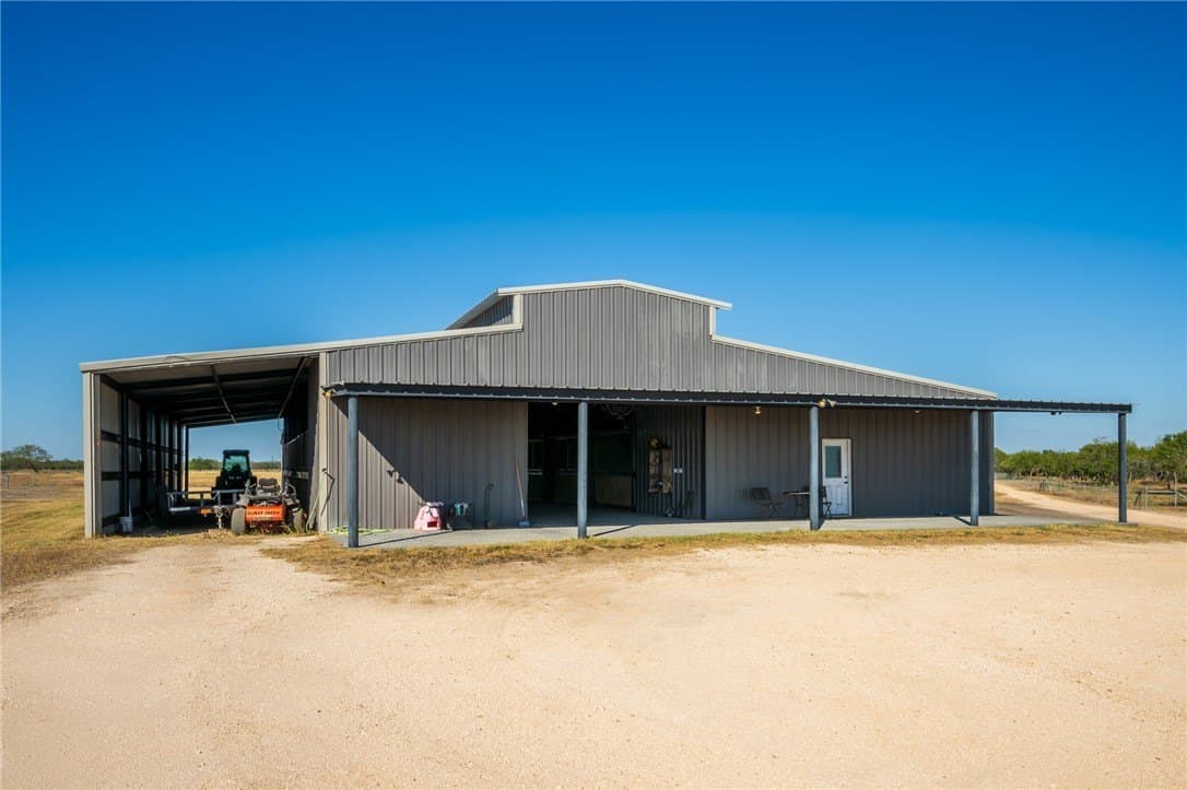 92 acres in Nueces County - photo 21