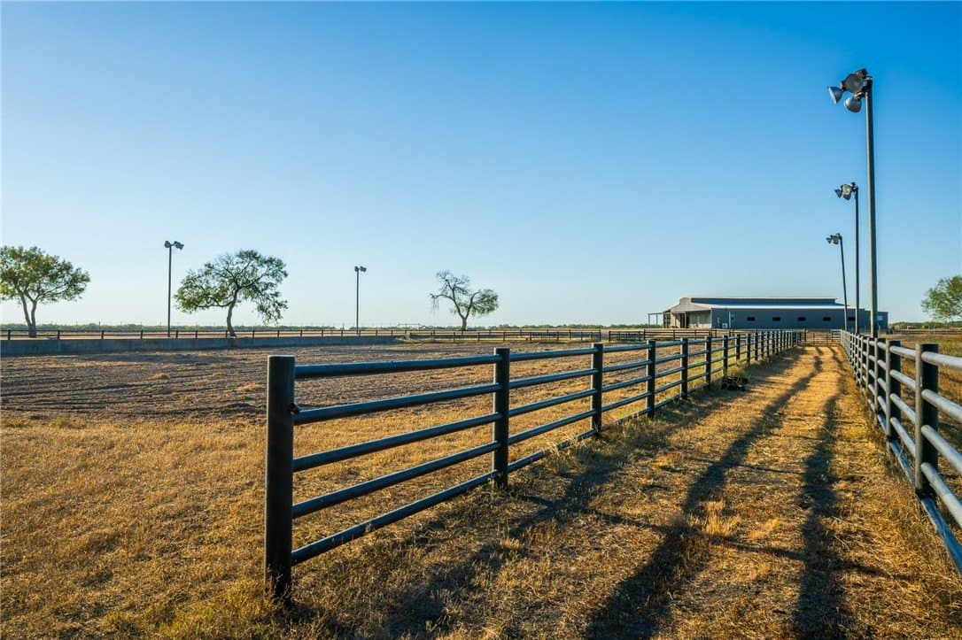 92 acres in Nueces County - photo 34