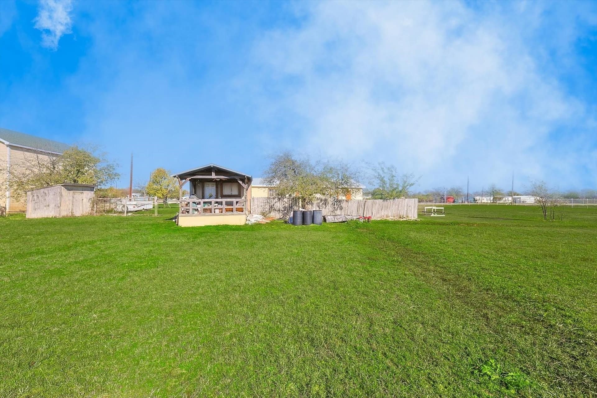2.47 acres in Denton County gallery image 3