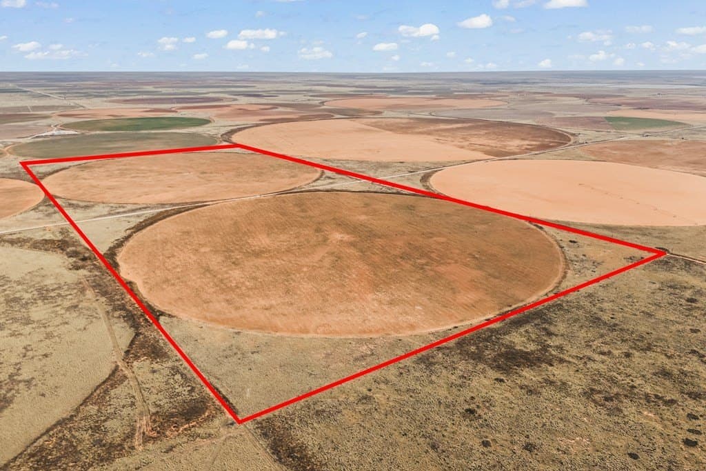 640 acres in Andrews County featured view