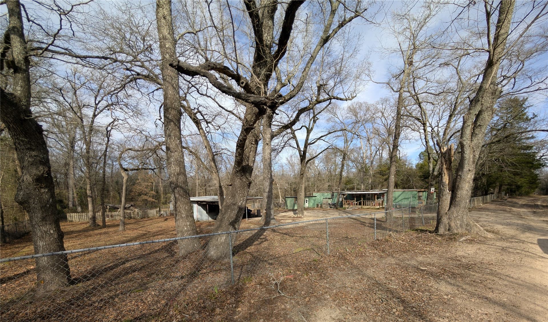 0.98 acres in Van Zandt County - photo 8