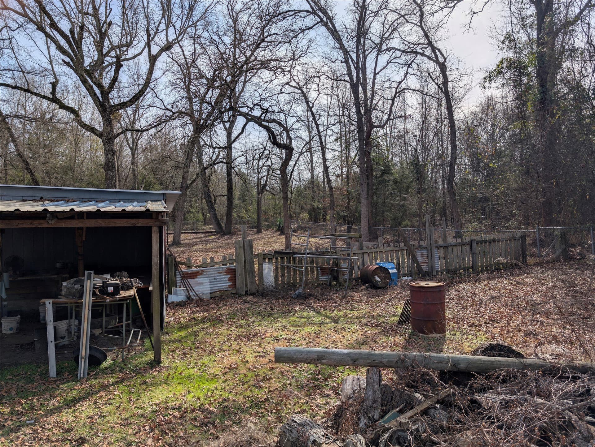 0.98 acres in Van Zandt County - photo 16