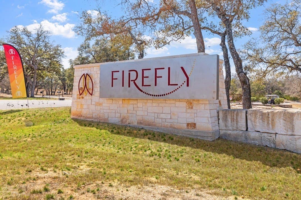 0.1 acres in Gillespie County - photo 9