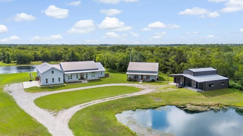 18.93 acres in Kaufman County