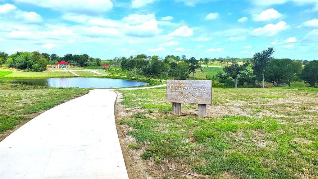 1.01 acres in Navarro County featured view