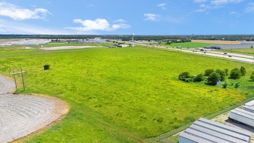 16 acres in Ellis County gallery image 4