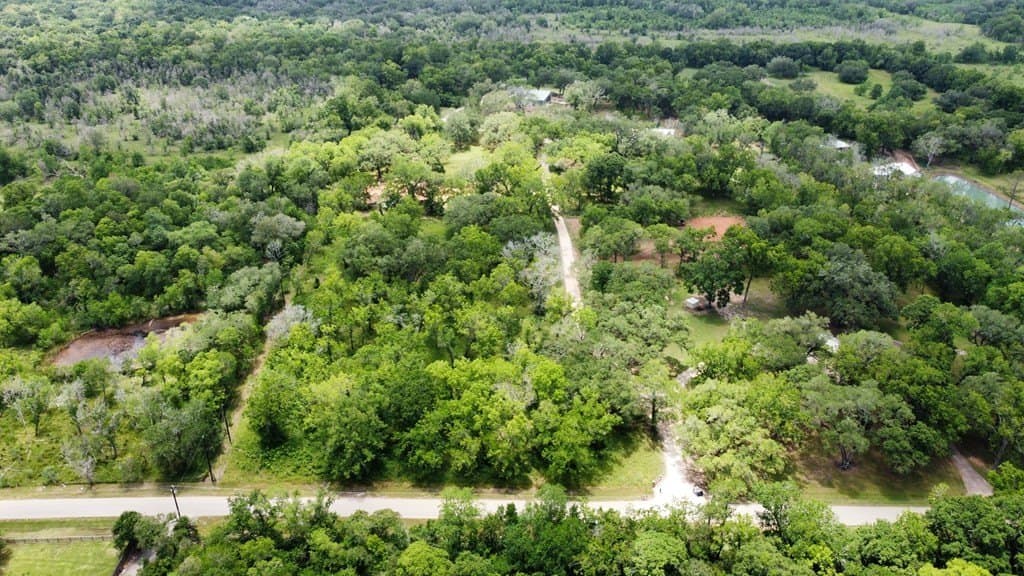 2.14 acres in Angleton County gallery image 3
