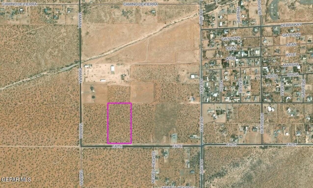 10.02 acres in El Paso County