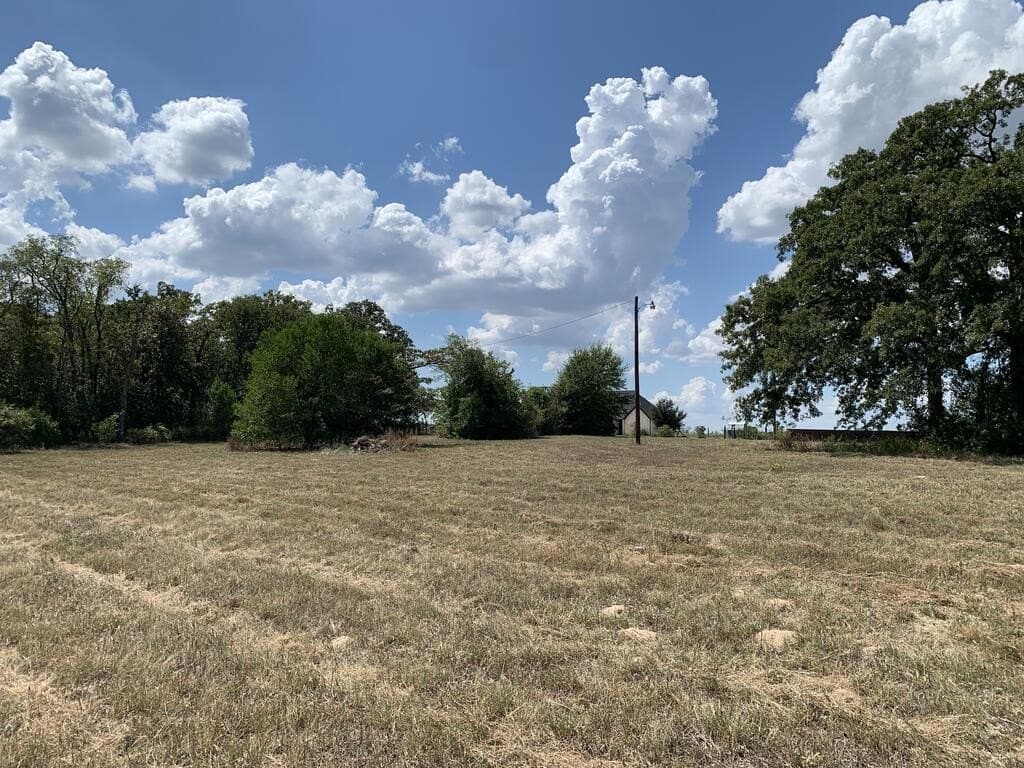 2.31 acres in Henderson County - photo 7
