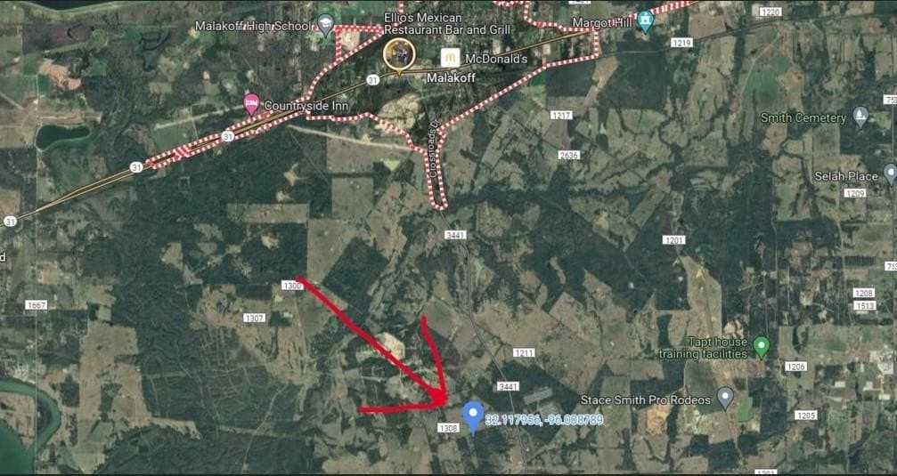 5.9 acres in Henderson County