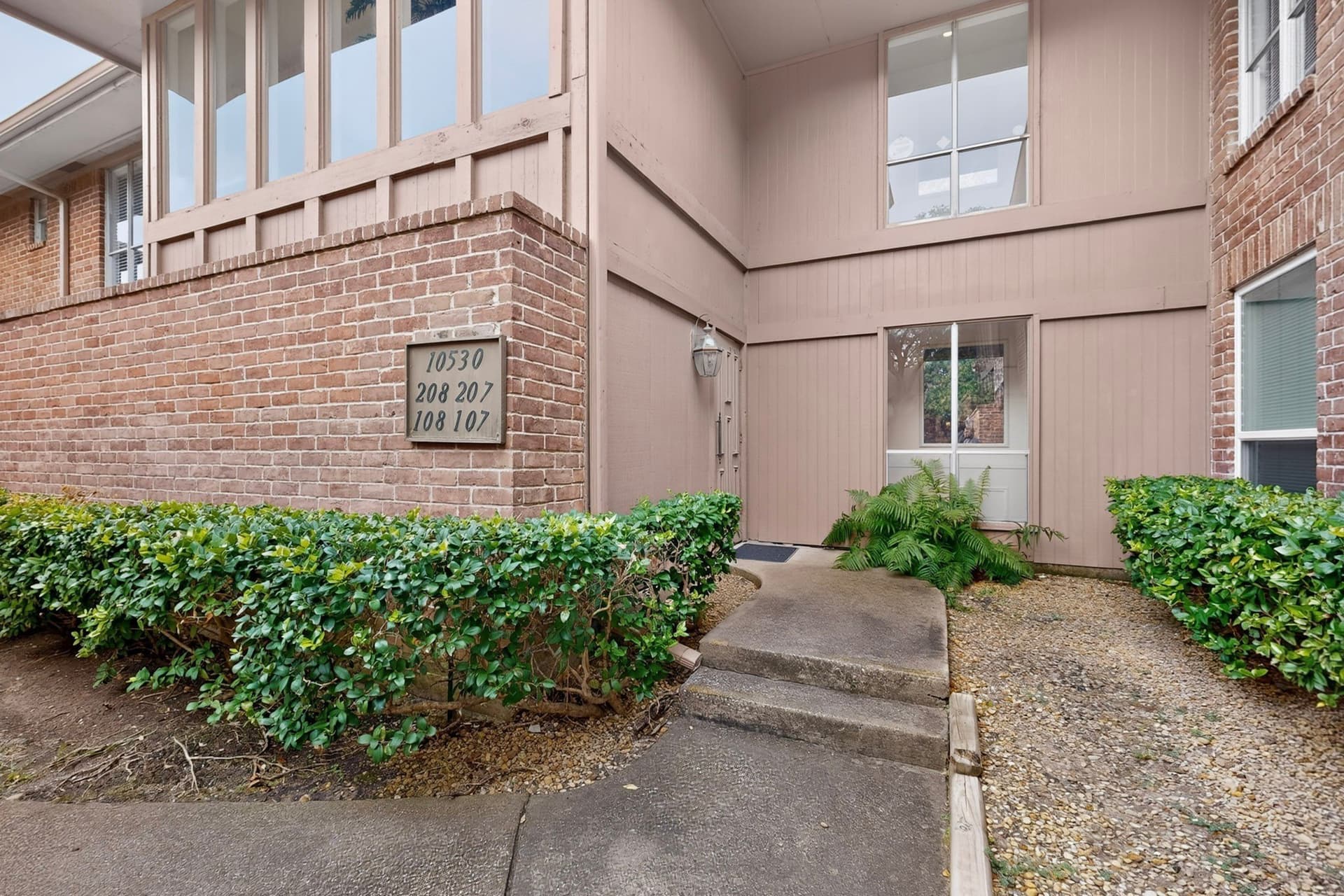 10.4 acres in Dallas County gallery image 3