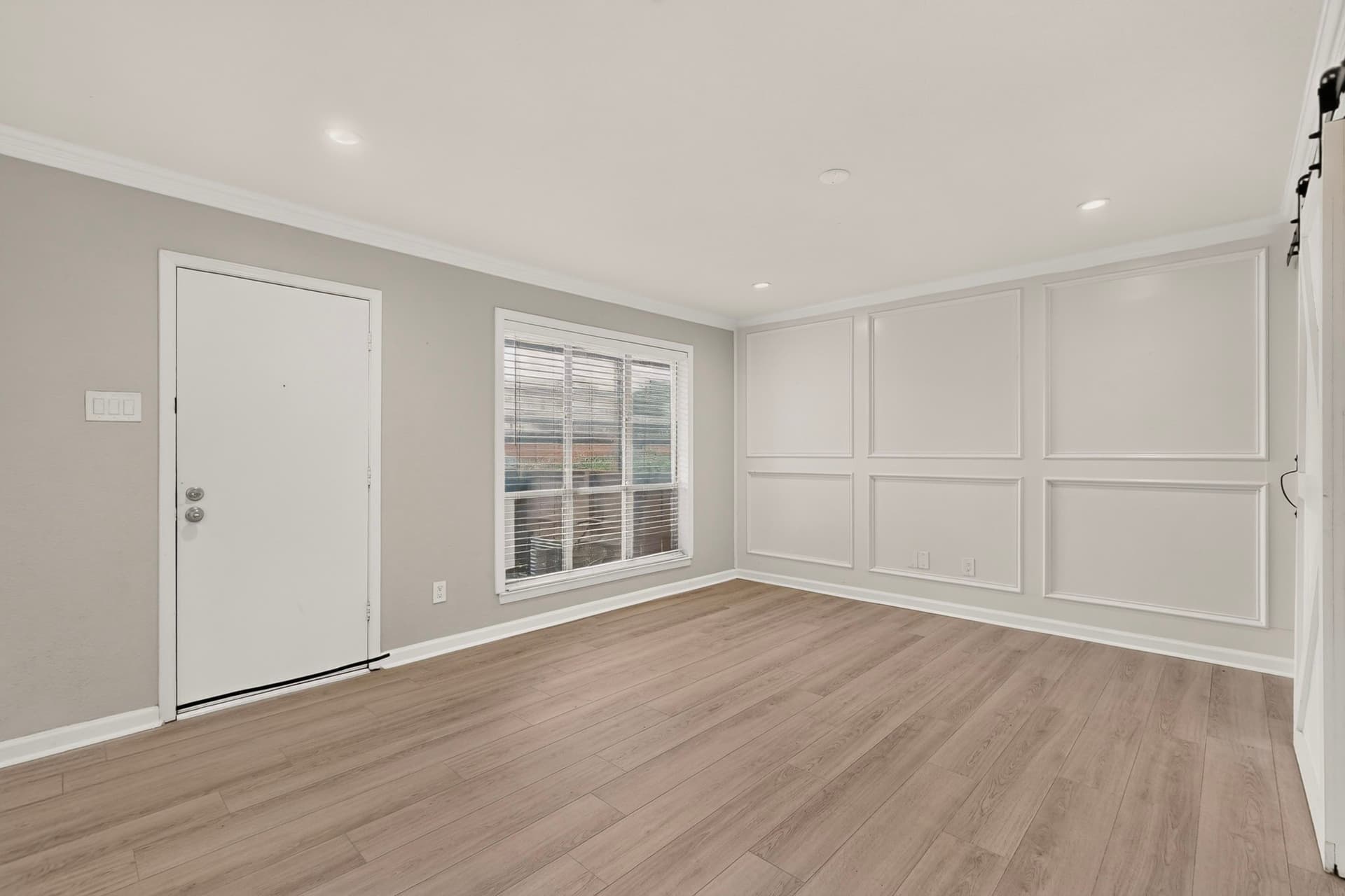 10.4 acres in Dallas County - photo 6
