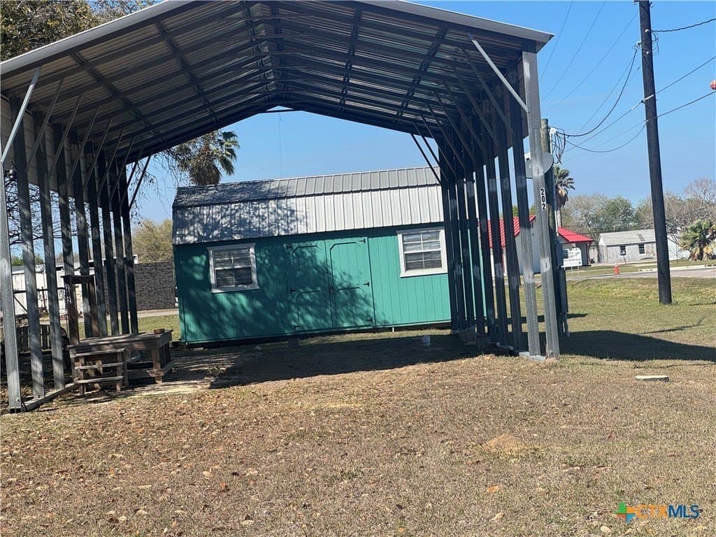0.16 acres in Calhoun County