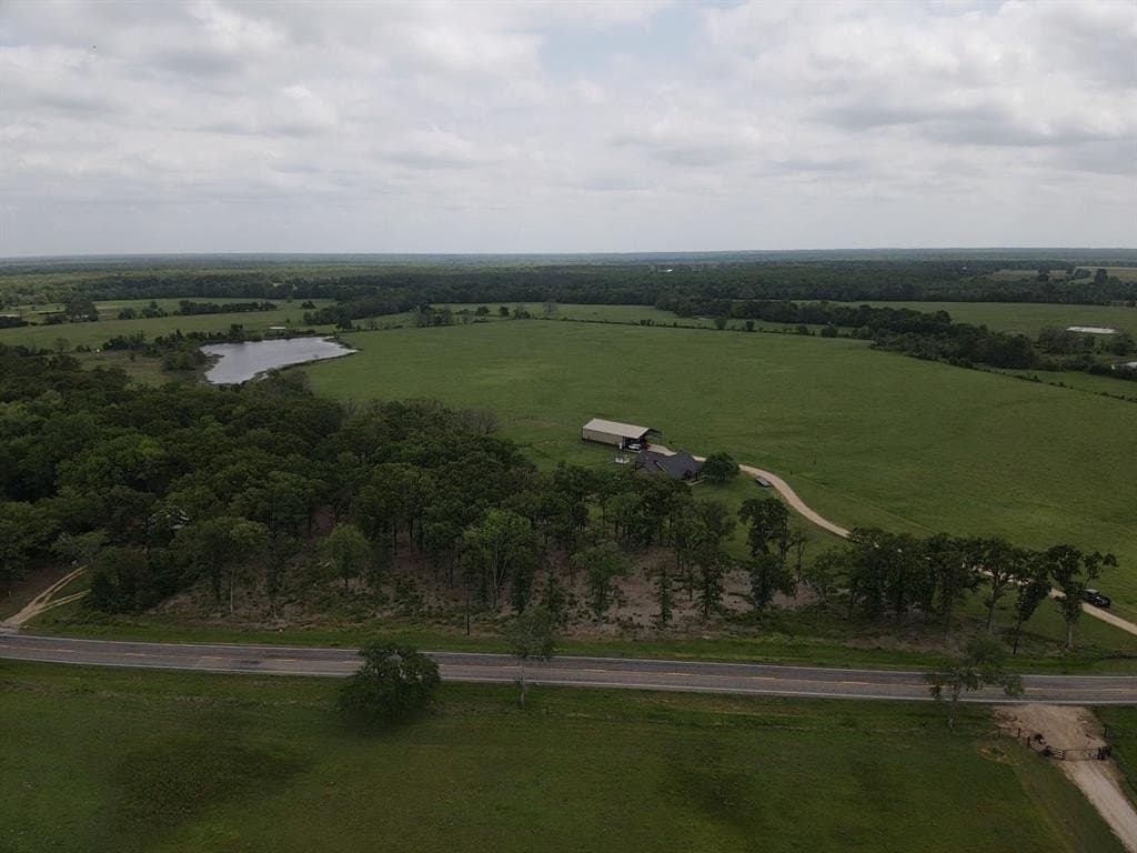 2.76 acres in Lamar County gallery image 3