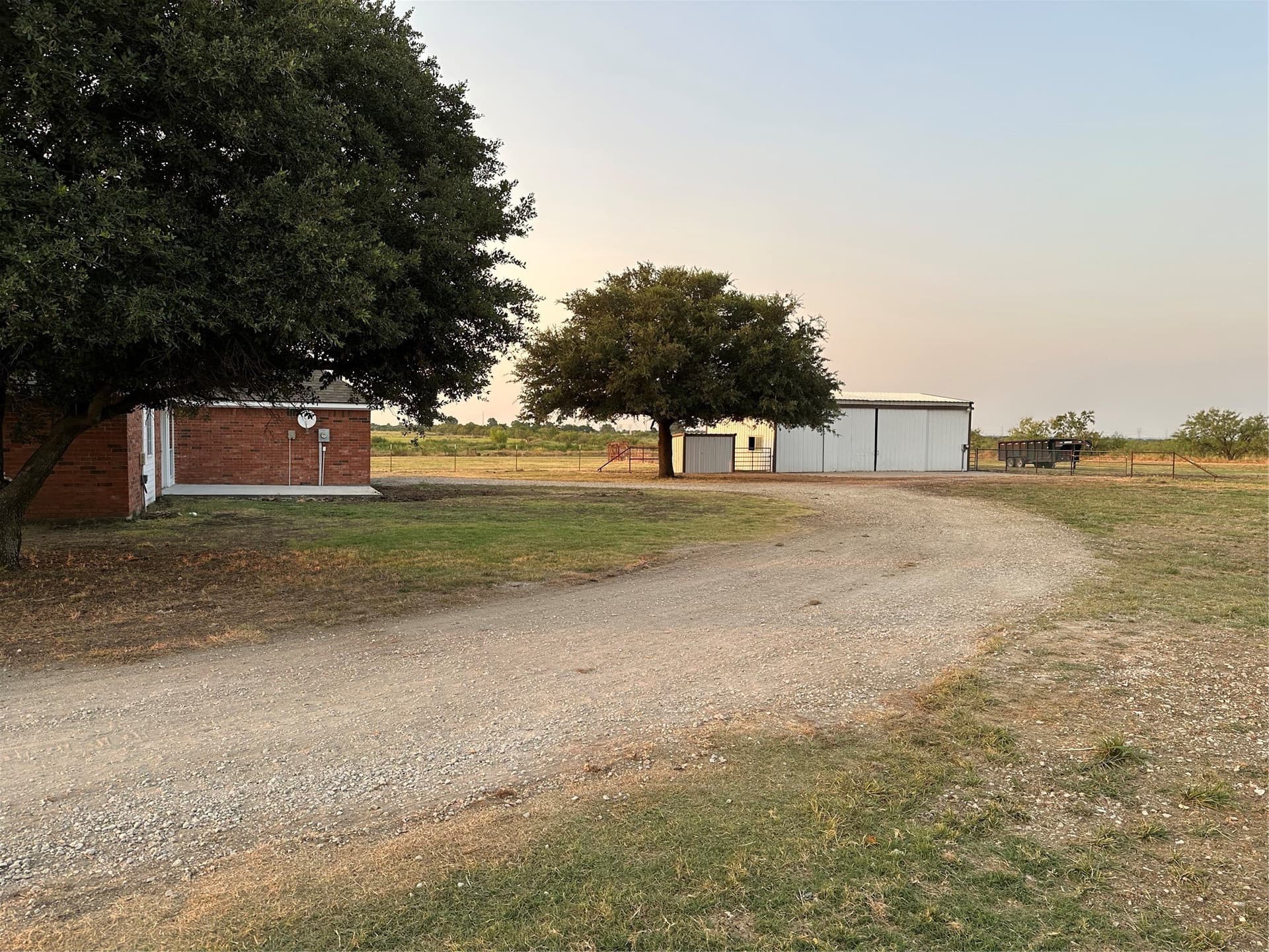 10 acres in Denton County - photo 4