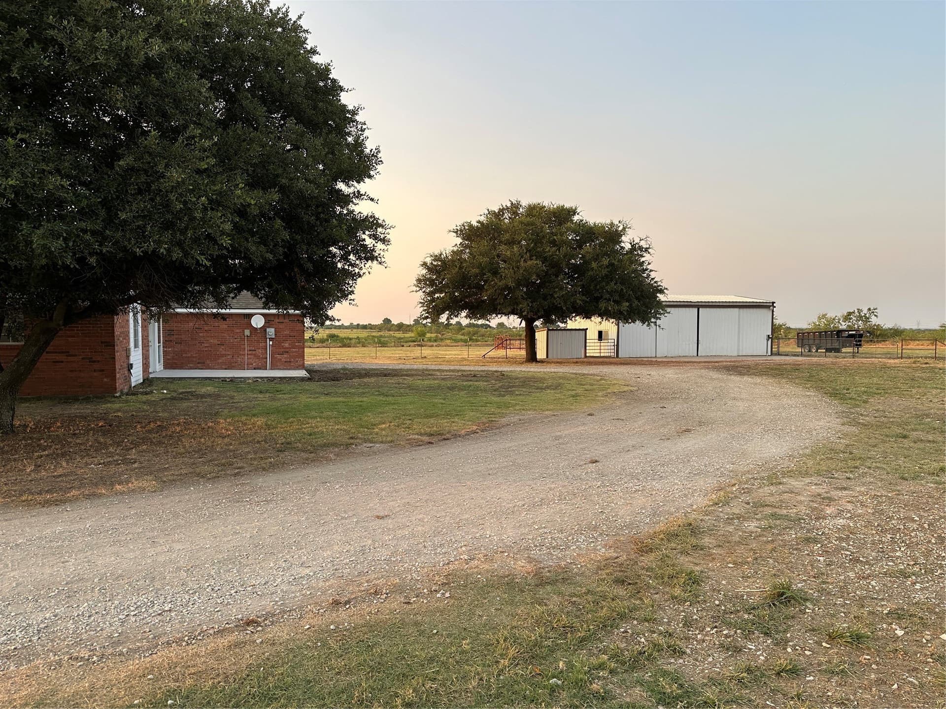 10 acres in Denton County - photo 3