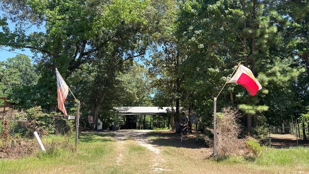 5.68 acres in Texas County gallery image 2