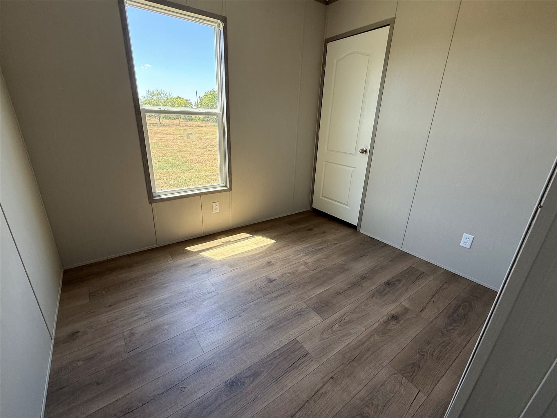 11.87 acres in Navarro County - photo 29