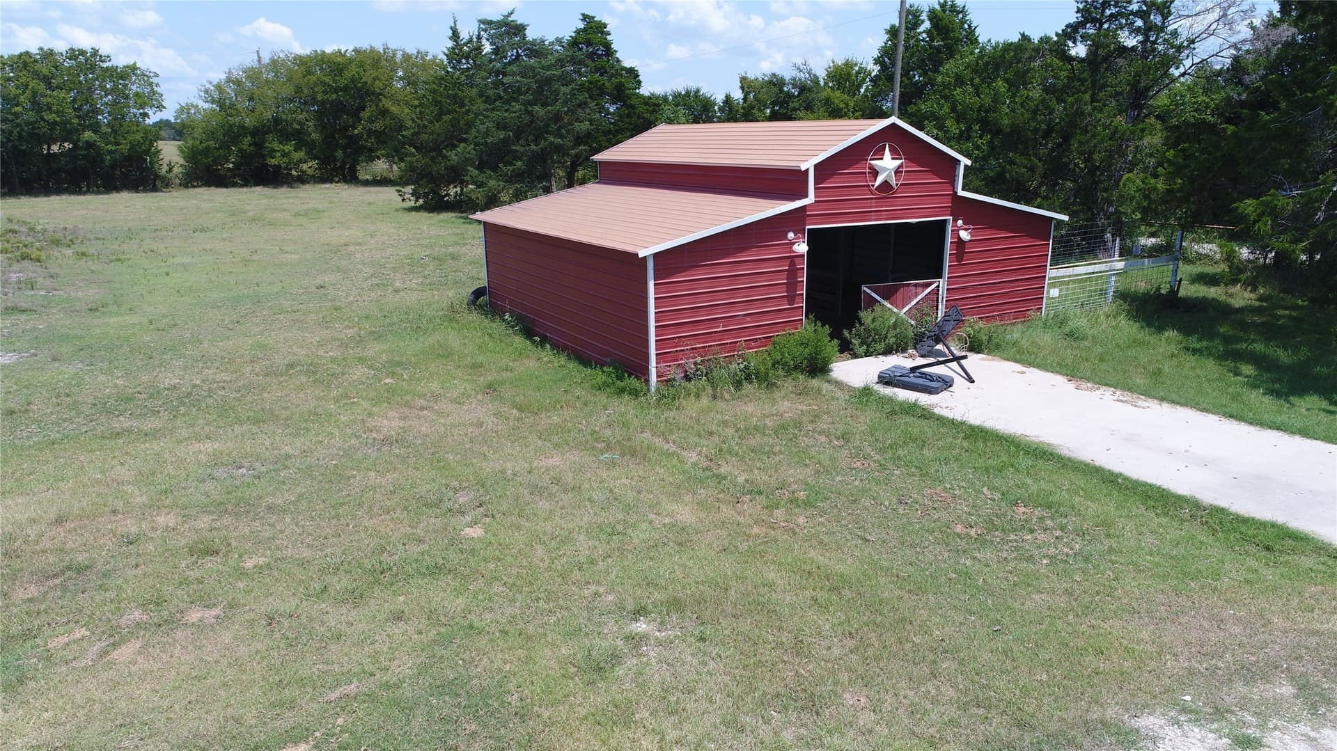 11.87 acres in Navarro County - photo 6