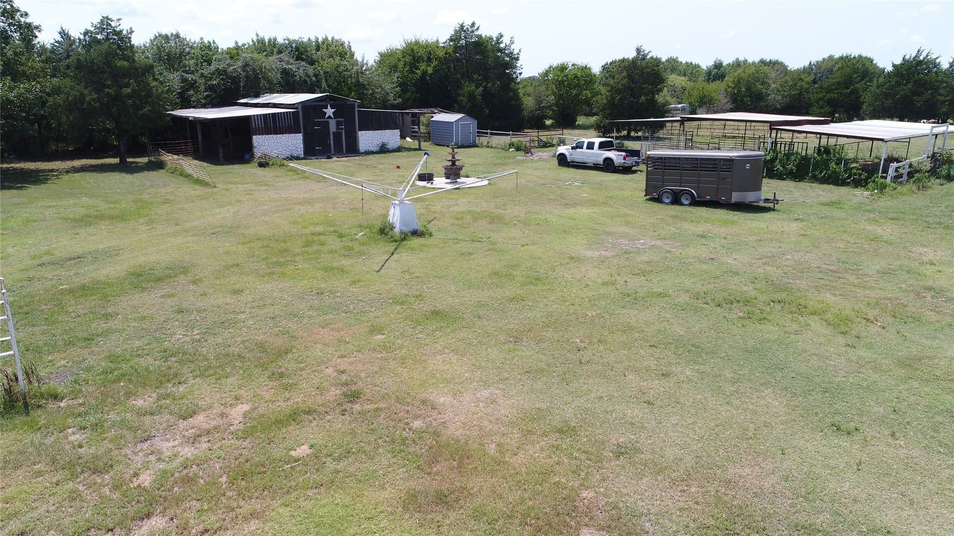 11.87 acres in Navarro County - photo 5