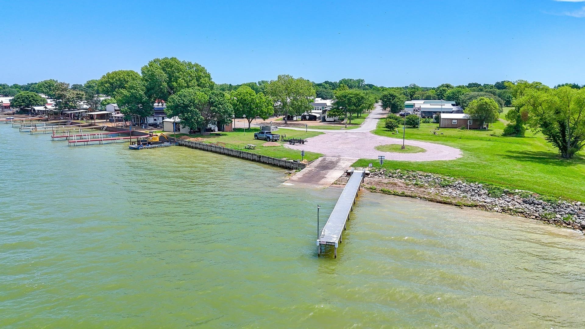 0.06 acres in Navarro County - photo 18
