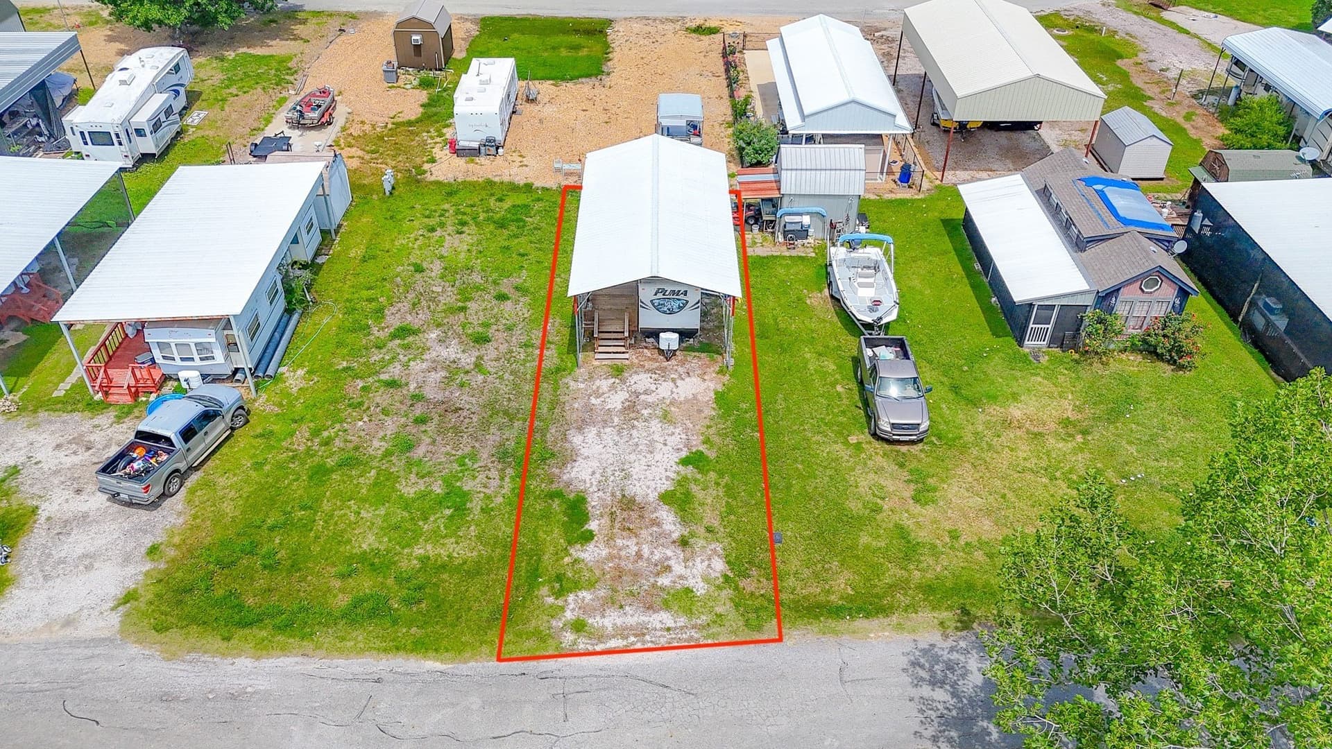 0.06 acres in Navarro County